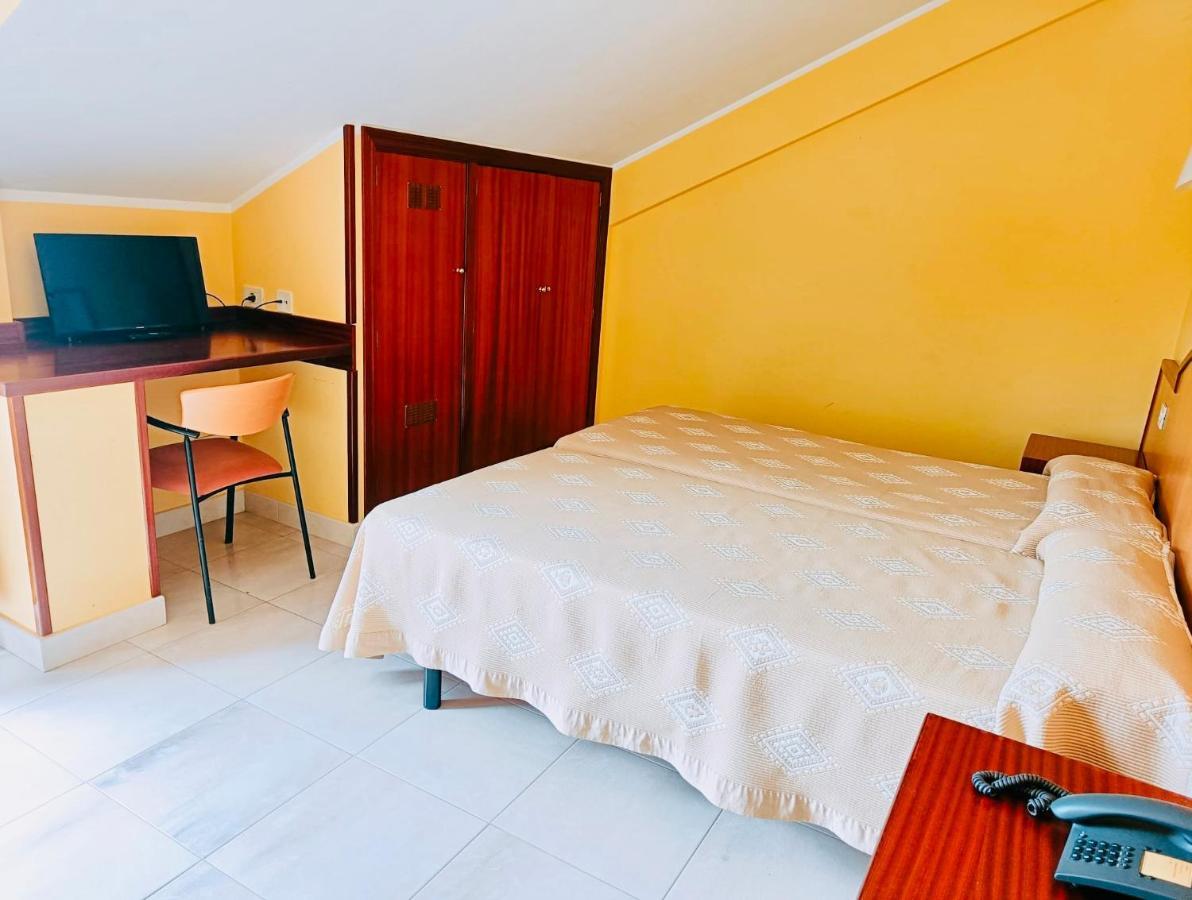 וילאביצ'יוסה Hotel Alameda מראה חיצוני תמונה