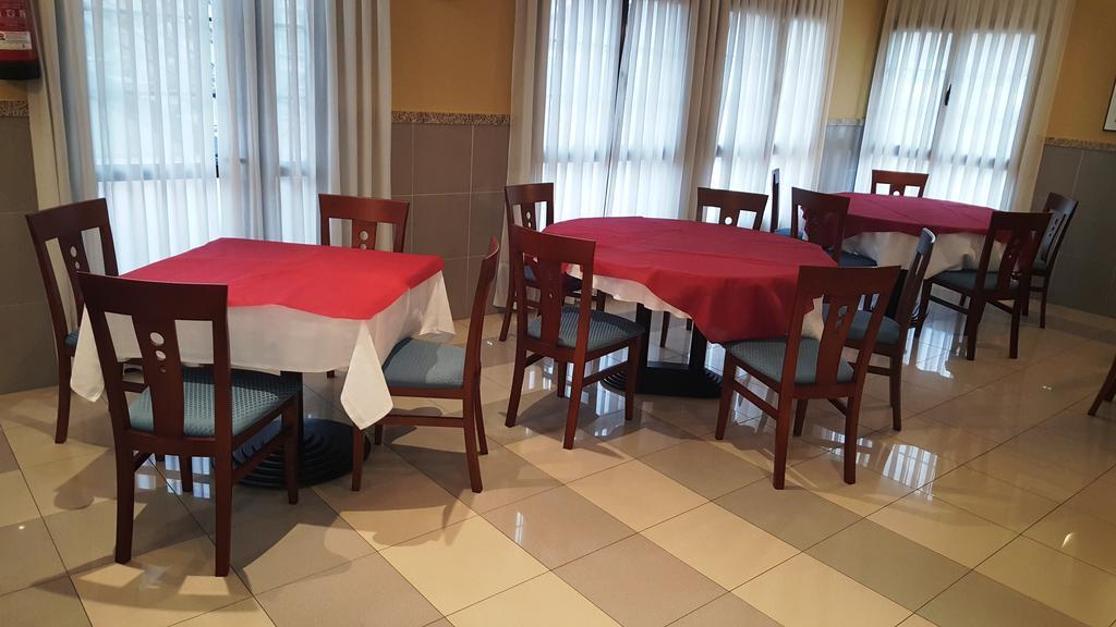 וילאביצ'יוסה Hotel Alameda מראה חיצוני תמונה