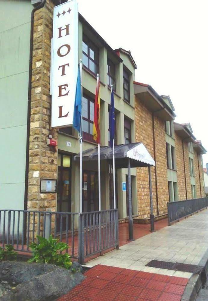וילאביצ'יוסה Hotel Alameda מראה חיצוני תמונה